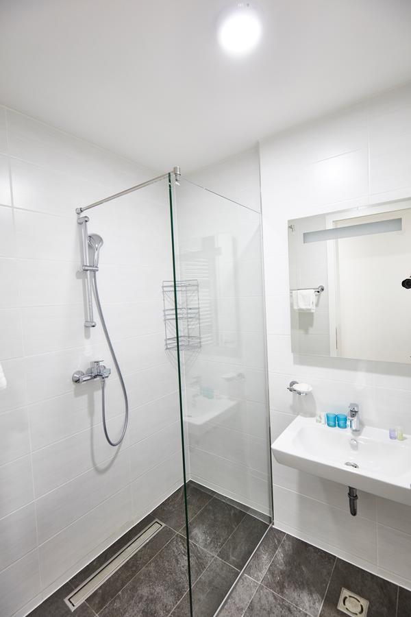 Apartments Panamera Sarajevo Room photo